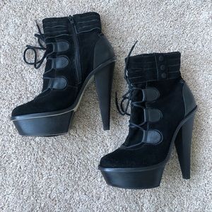 Aldo Vencino platform heel booties